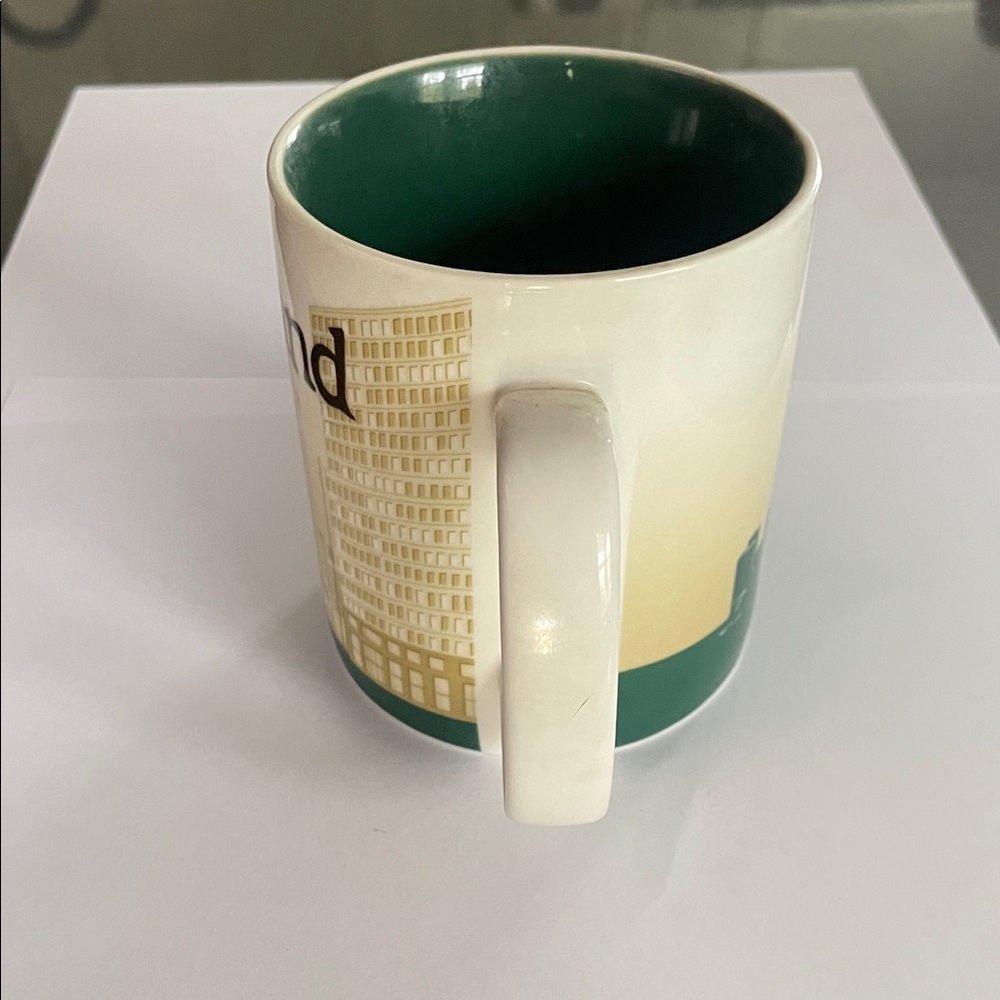 Starbucks Cleveland Mug - Cream and Green - Global - Picture 4 of 8